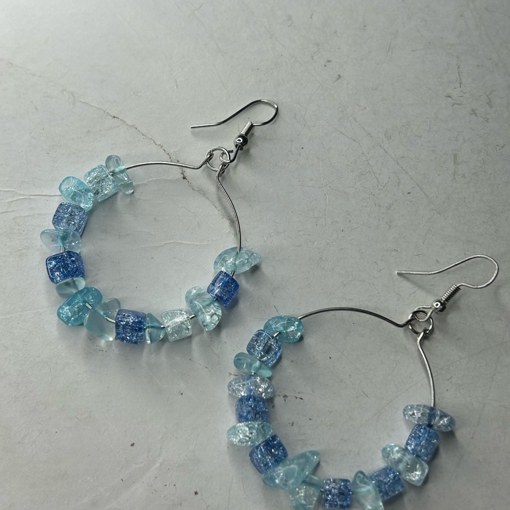 Blue Crackle Glass & Aquamarine Chip Hoop Earrings – Healing Stone Energy Hoops